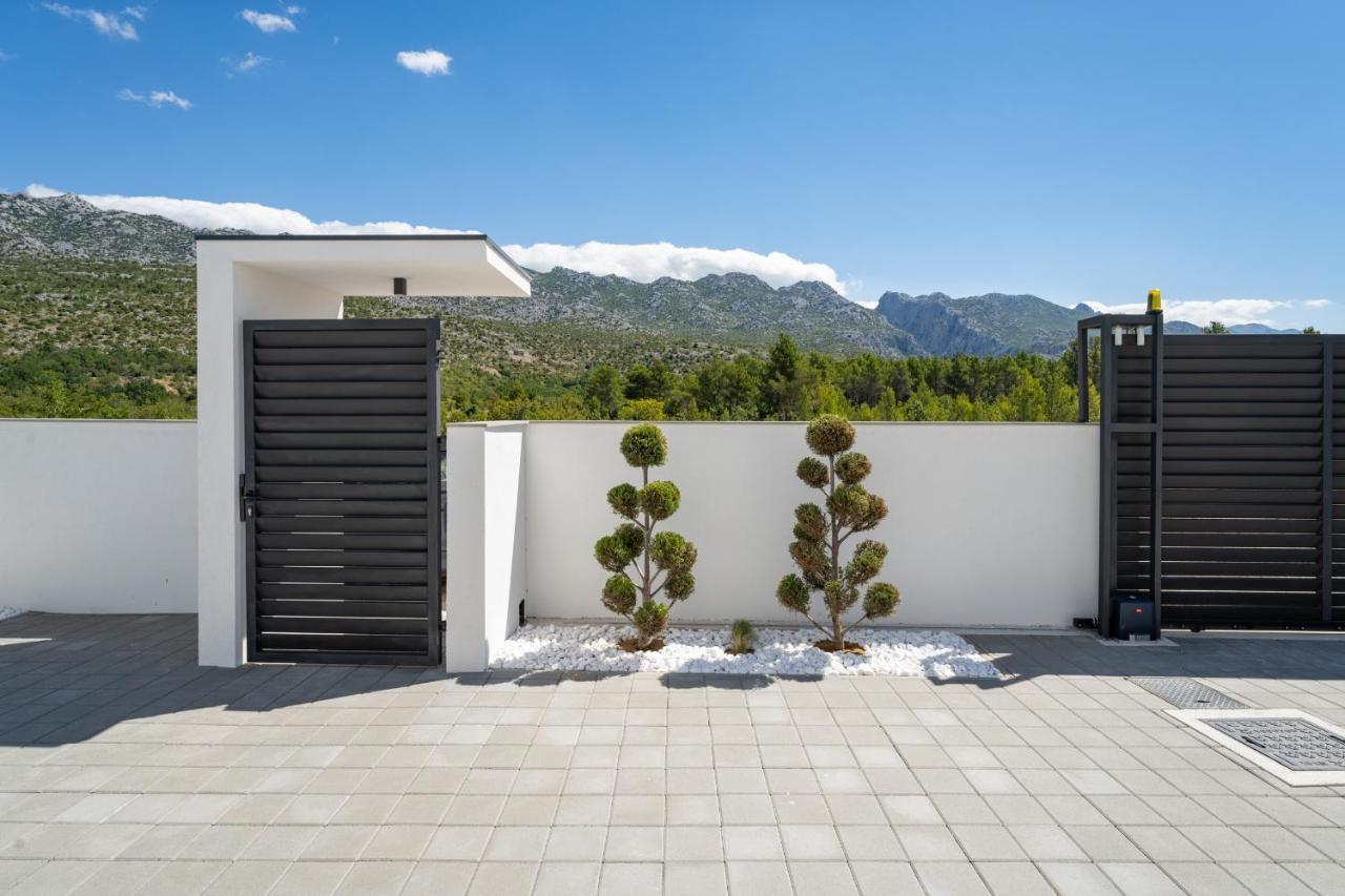 Villa Atrio Seline ภายนอก รูปภาพ