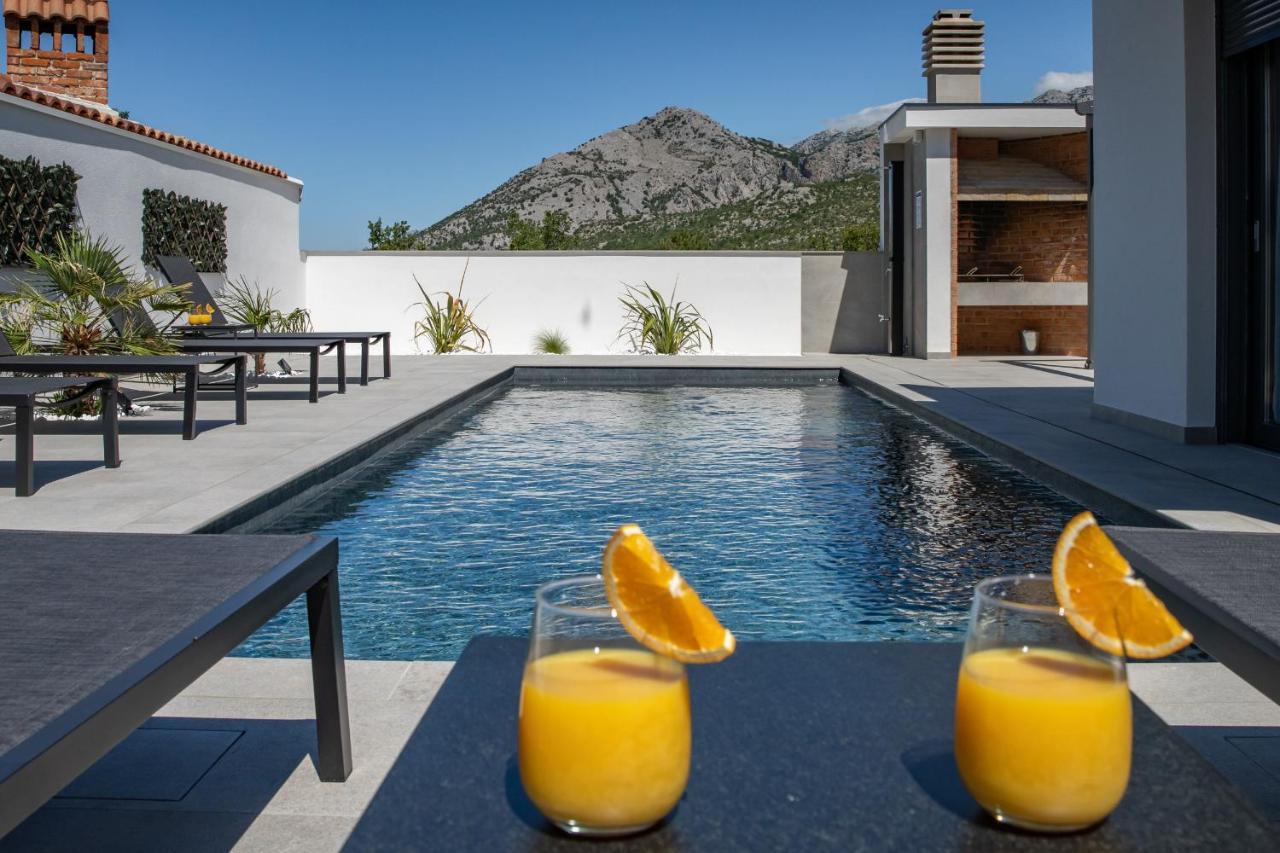Villa Atrio Seline ภายนอก รูปภาพ